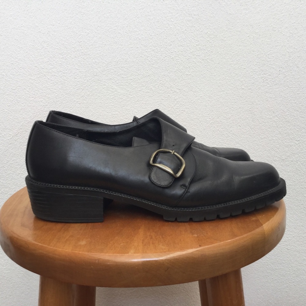 Mootsies Tootsies Black Slip On Leather Loafer Size 9M Career Work Wear